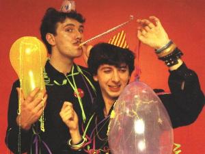 Soft Cell 2 party time