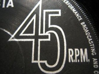 119686704_b40e0d01bc