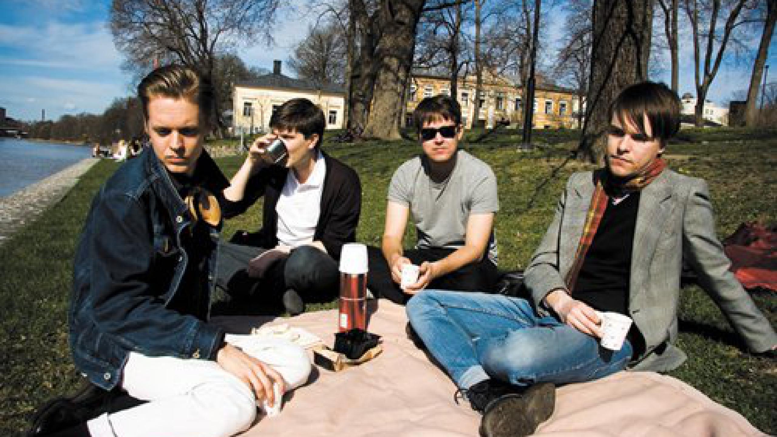 cats-on-fire-1492554549.42.2560x1440