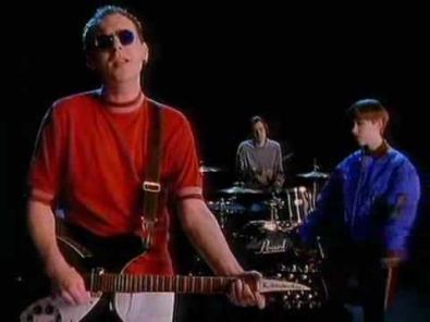 spirea-x-f17d19ec-cfd8-412e-a405-0f9a55213a3-resize-750