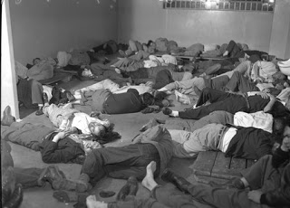 clusc_8_1_00328428a_j-thumb-450x324